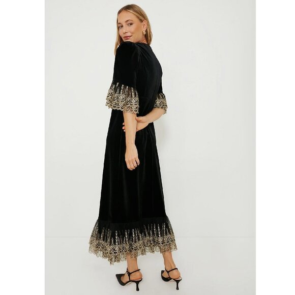 Pomander Place Dresses & Skirts - Tuckernuck Pomander Place Women's Black Velvet Lillith Dress, Size L Retail $168